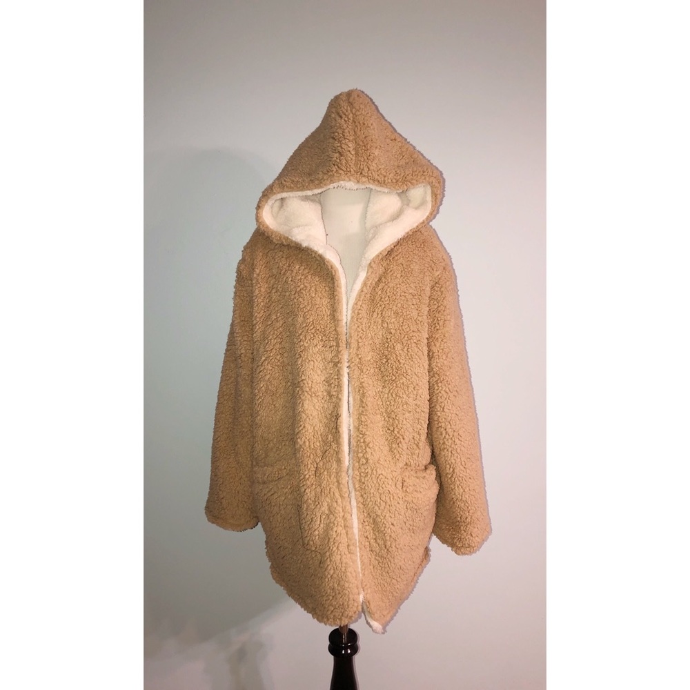 LAST CALL! NWOT C&C California Fuzzy Jacket